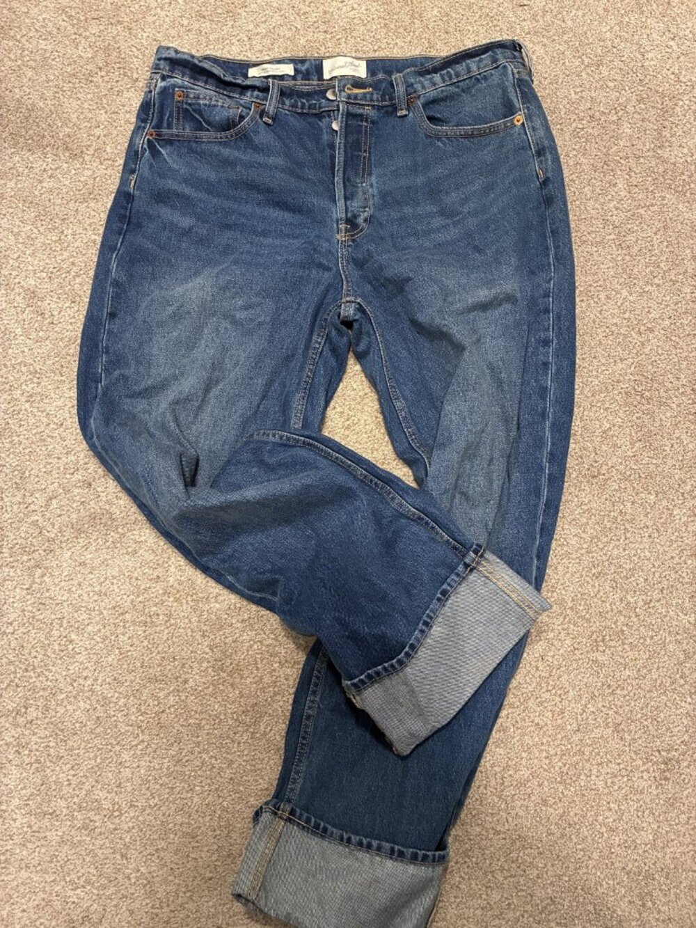 Universal Thread Mid-Rise 90s Baggy Jeans Medium Wash Button Fly Size 12R